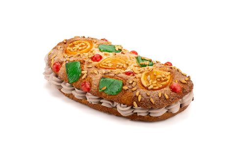 Brioix coca with truffle-filled fruit